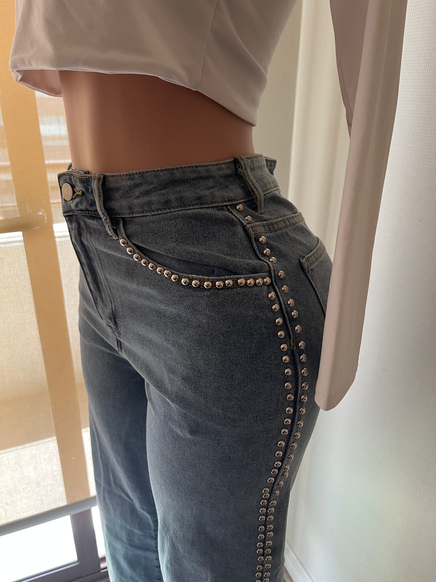Jeans tachas